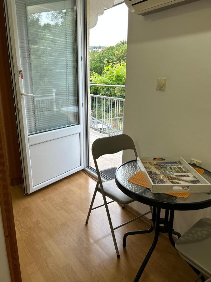 Lazarus Bigova Apartments 티바트 외부 사진